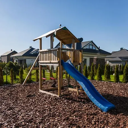 Lilly With Pool And Terrace דירה פלאנגה