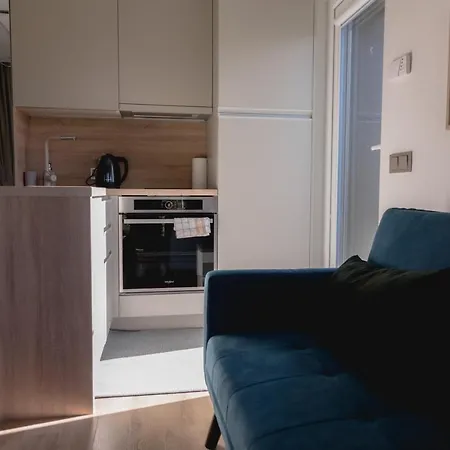 דירה Lilly With Pool And Terrace פלאנגה