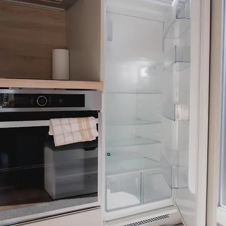 Lilly With Pool And Terrace * פלאנגה